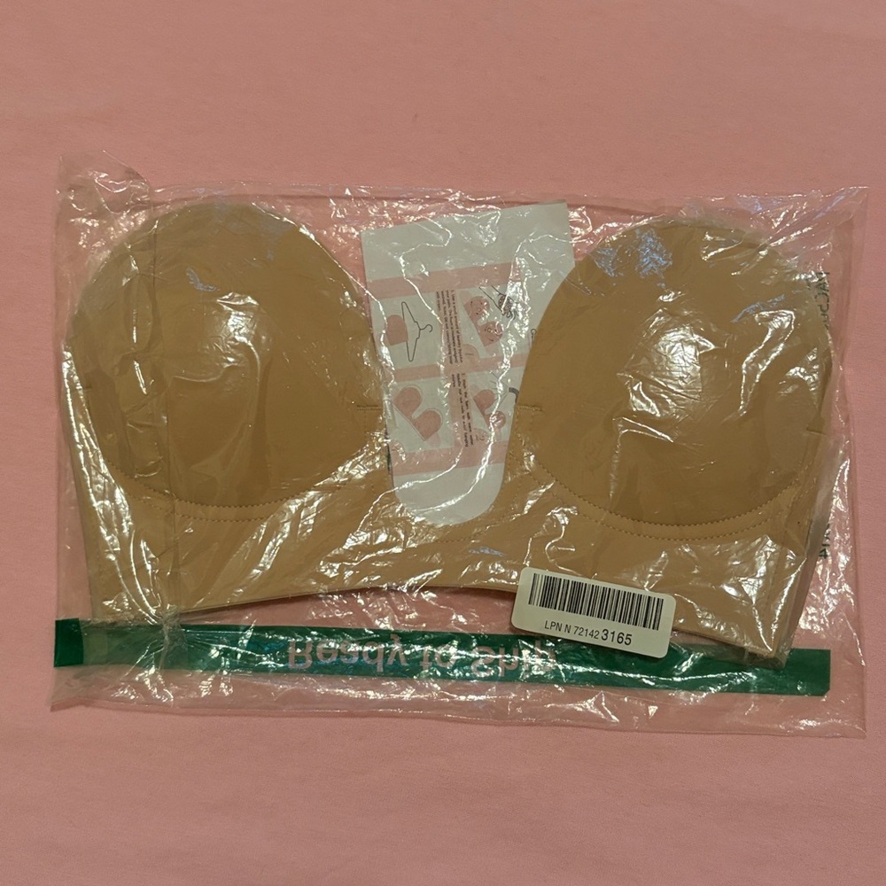 NEW Nude Strapless Backless Plunge Bra